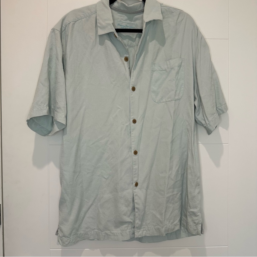 Men's Light Blue Tommy Bahama Button-Up Shirt size L